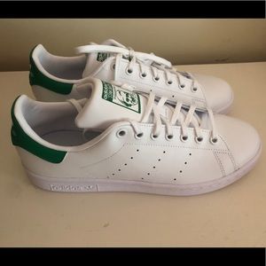 NWT Adidas Stan Smith - Size 8